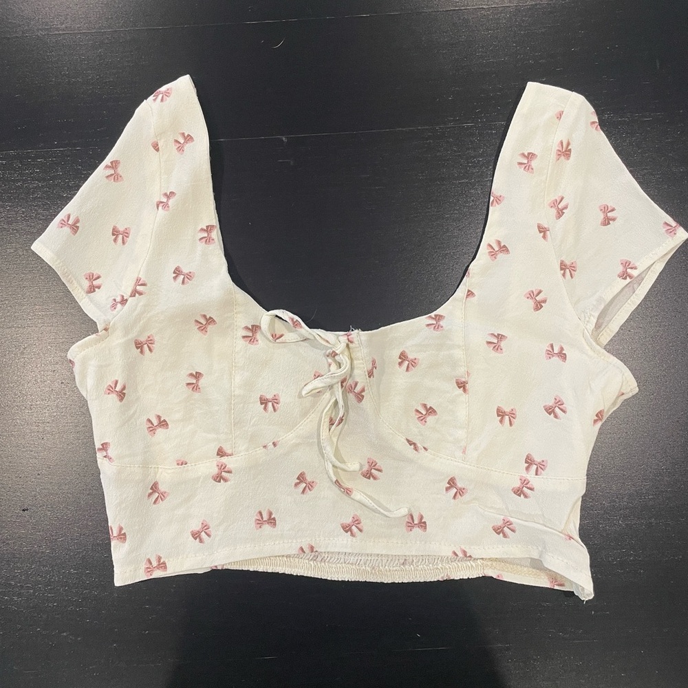 Cute Crop Top with Bows
